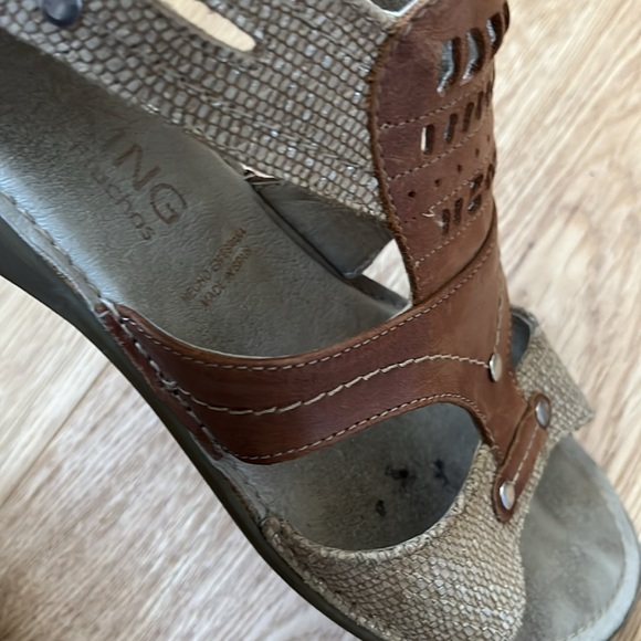 Dorking - Fluchos Walking Sandals Size 39 - Picture 4 of 7